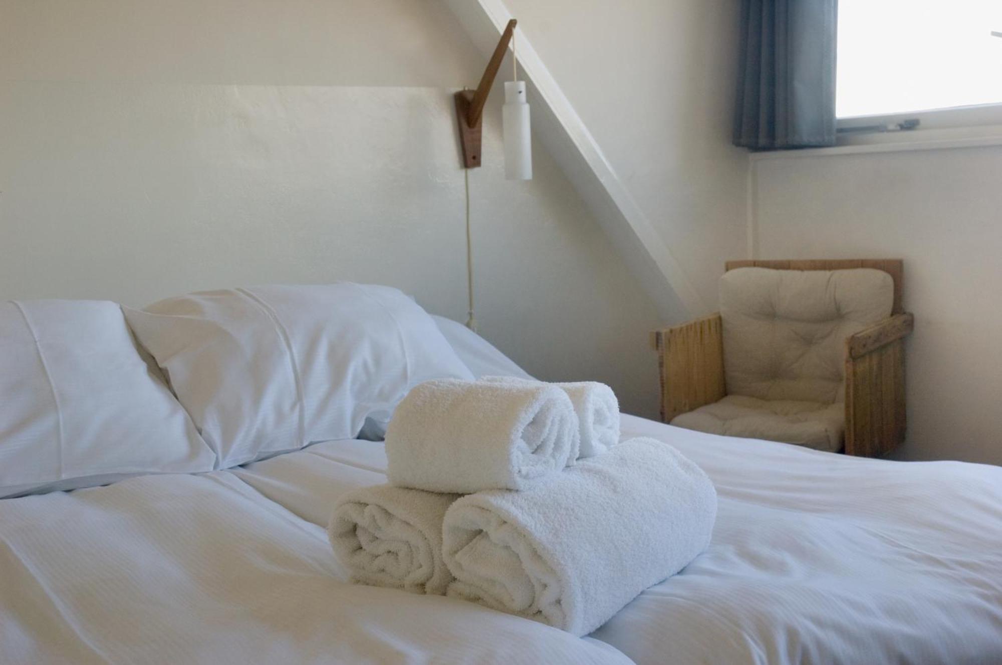 Strandhotel Terschelling B&B Formerum Eksteriør bilde