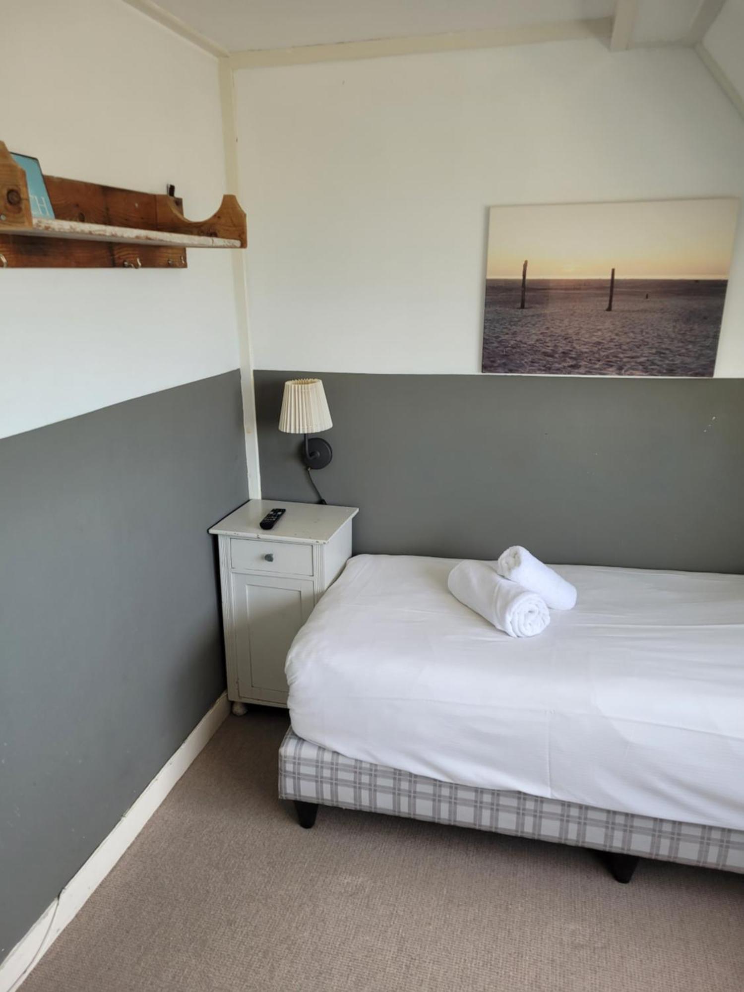 Strandhotel Terschelling B&B Formerum Eksteriør bilde